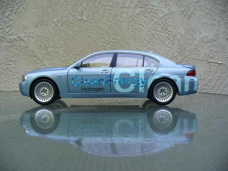 Craigslist Li Cars >> Kyosho's 2007 BMW 7-Hydrogen (E68) - DX Sedan | Coupe | Convertible - DiecastXchange.com Diecast ... Craigslist Li Cars >> Kyosho's 2007 BMW 7-Hydrogen (E68) - DX Sedan | Coupe | Convertible - DiecastXchange.com Diecast ...